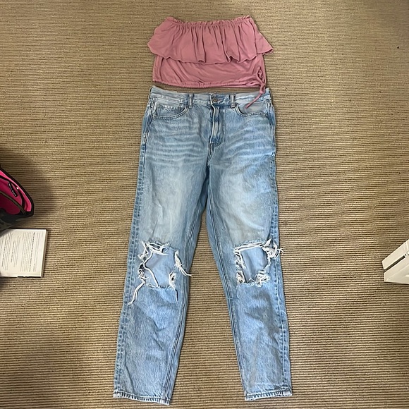 Abercrombie and Fitch strapless top & American Eagle High-Waisted Mom Jean - Picture 1 of 5